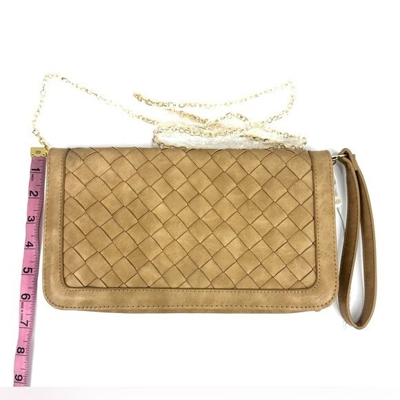 Urban Expressions Tan Rectangular Crossbody/Clutch/Wristlet Bag Chain Strap NEW - Picture 12 of 12
